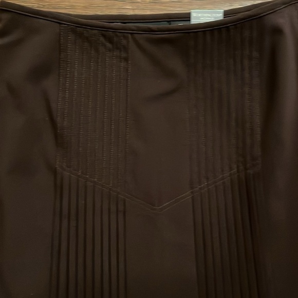 Worthington Works Women’s Skirt in Deep Chocolate Size 8P - Picture 4 of 9